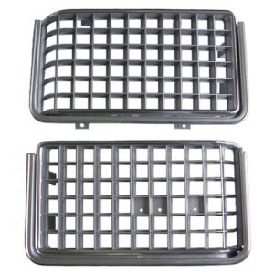 1972 Oldsmobile Cutlass Supreme Grille Set